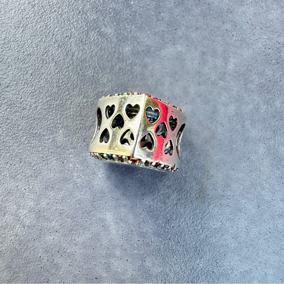 Charm "Love My Sister" with embedded multicolored rhinestones and little hearts - Picture 11 of 14